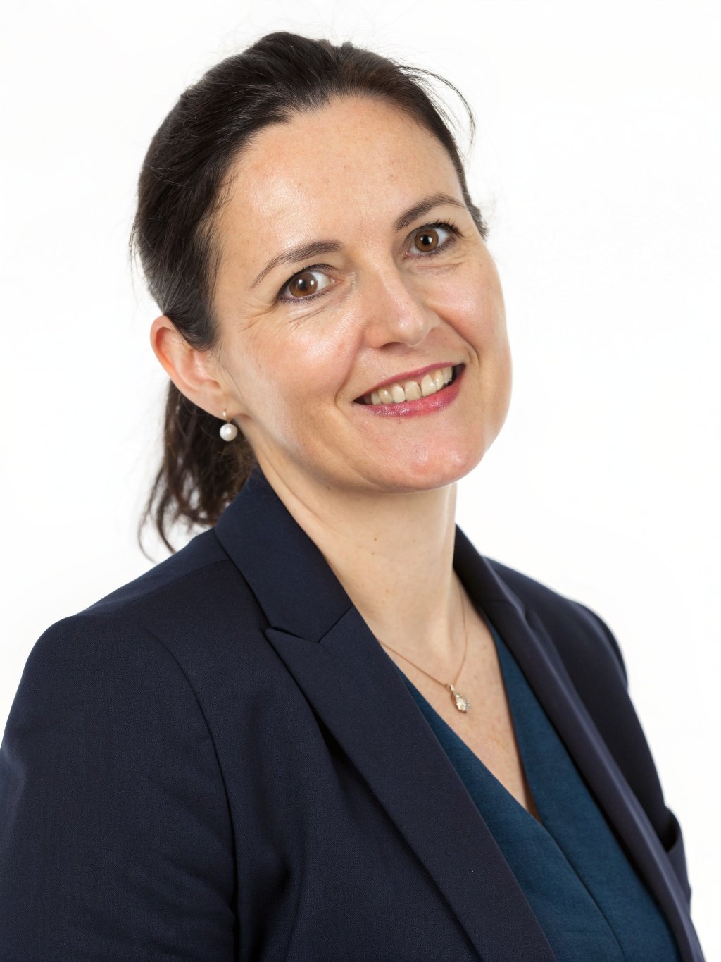 Experienced property surveyor specializing in dilapidations and lease advisory